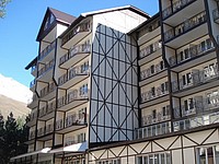 Отель «Снежный барс»